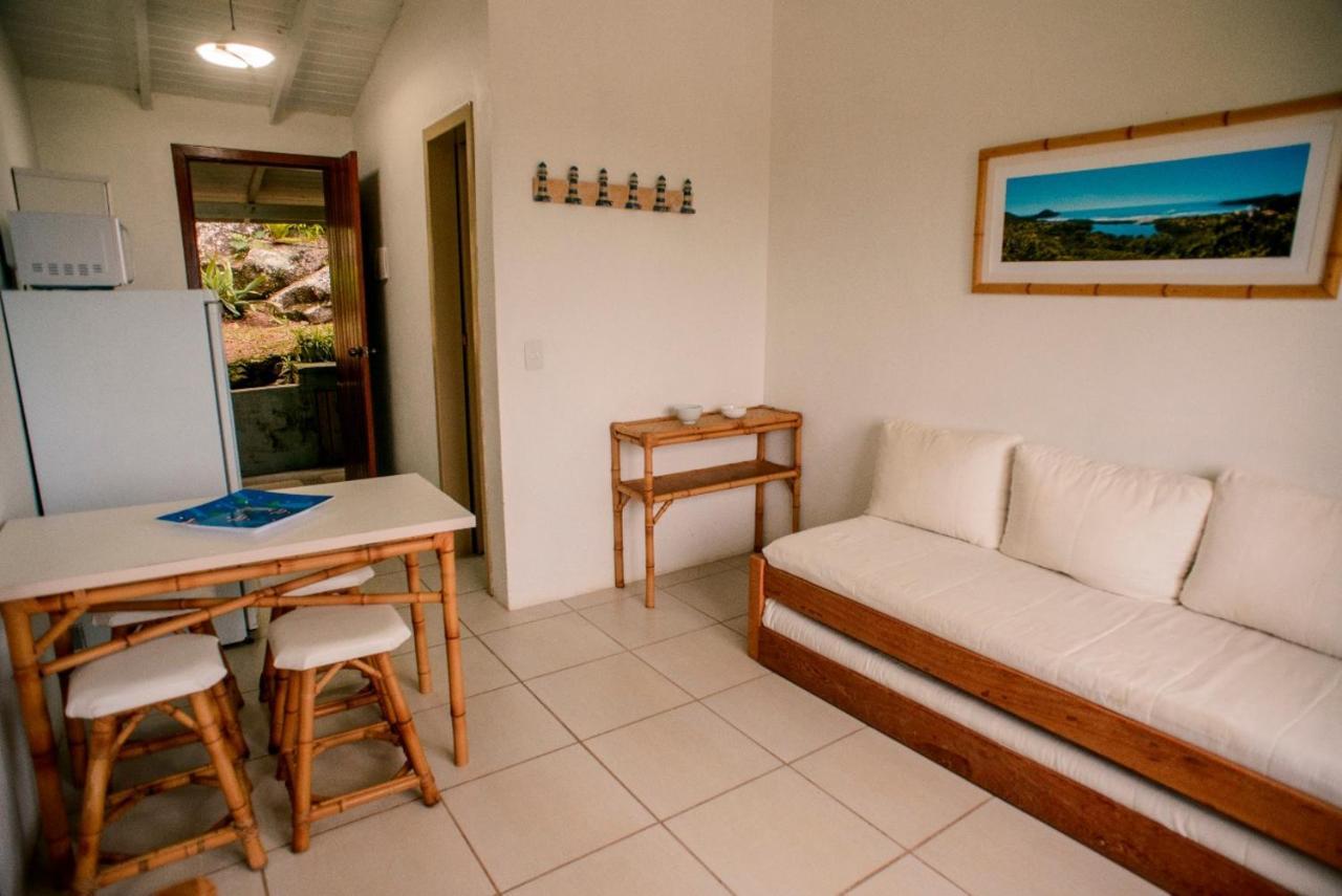 Condominio Aldeia Dos Anjosdo Rosa Прайя-ду-Роза Екстериор снимка